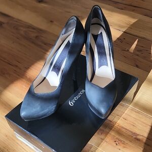 Boutique 9 Classic Black Heels